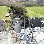 Sea View Sheeps Headbantry *